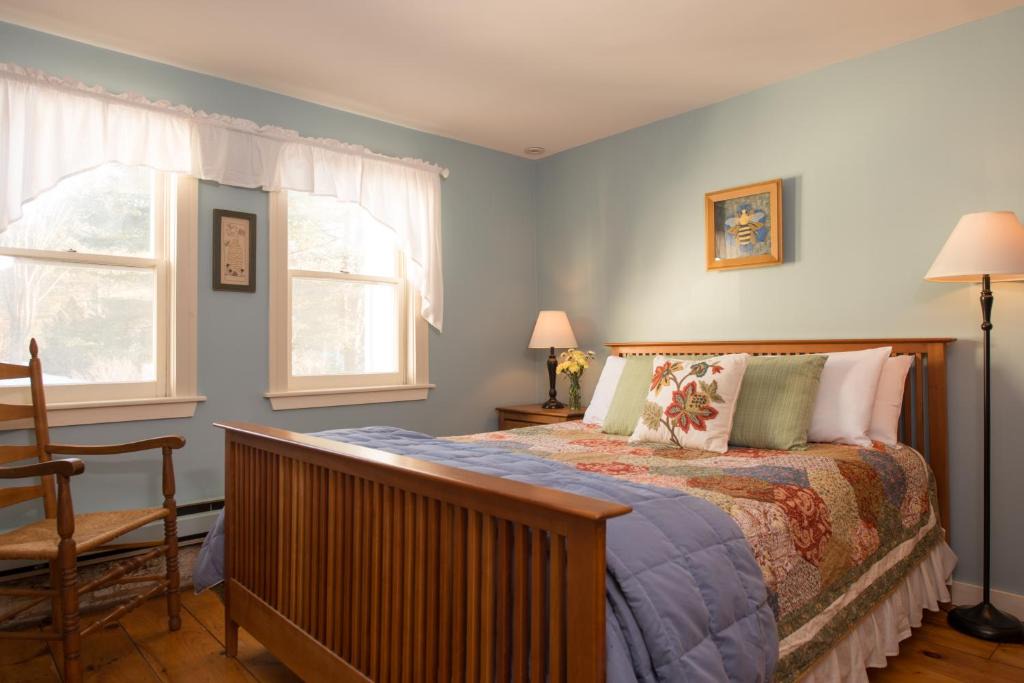 Proctorsville Bed & Breakfast | Golden Stage Inn