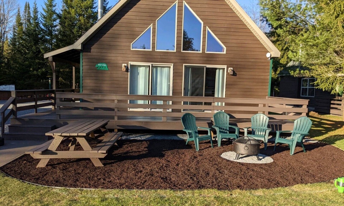 Inlet Cabin | Gorgeous view of the lake from own private deck