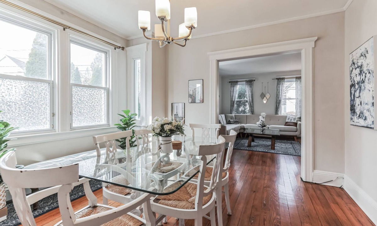 Cos Cob House | Grace's Place