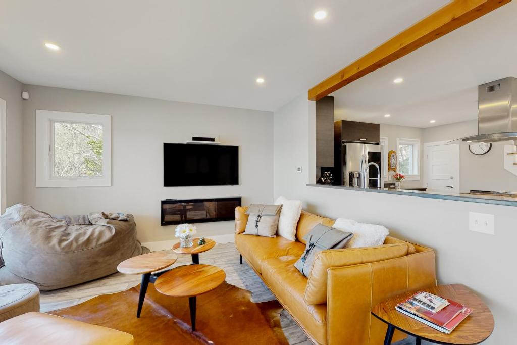 Barnard House | Grove Road Lakehouse