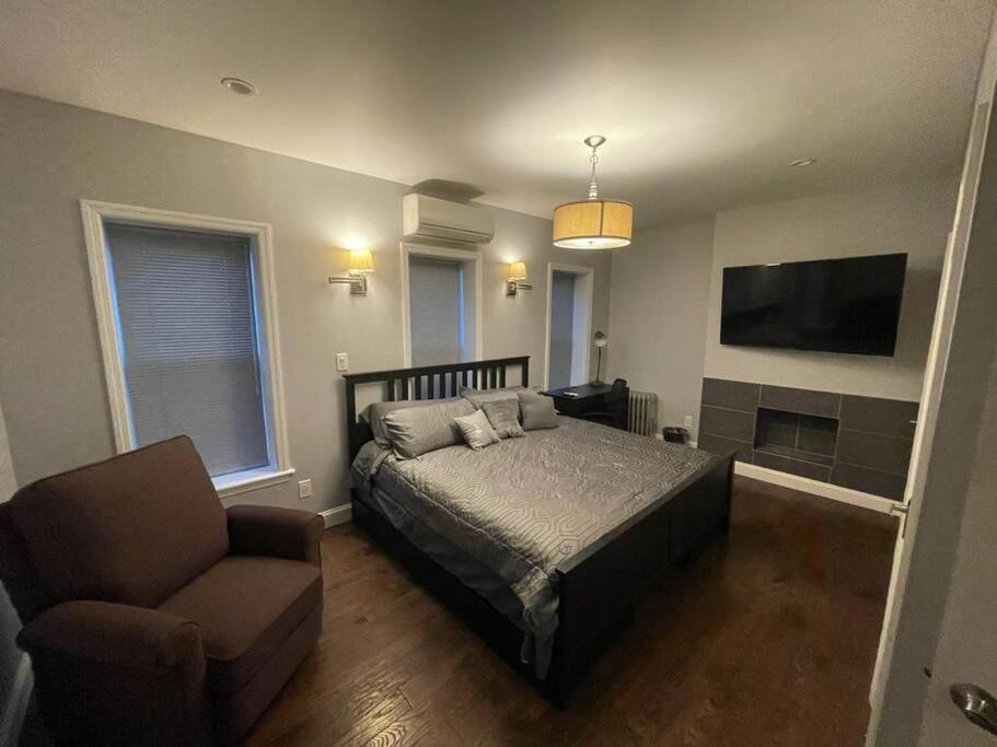 Bedford-Stuyvesant Apartment | HALSEY MANOR: Luxurious 2-bedroom apartment