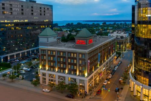 La Quinta Inn | Downtown Buffalo