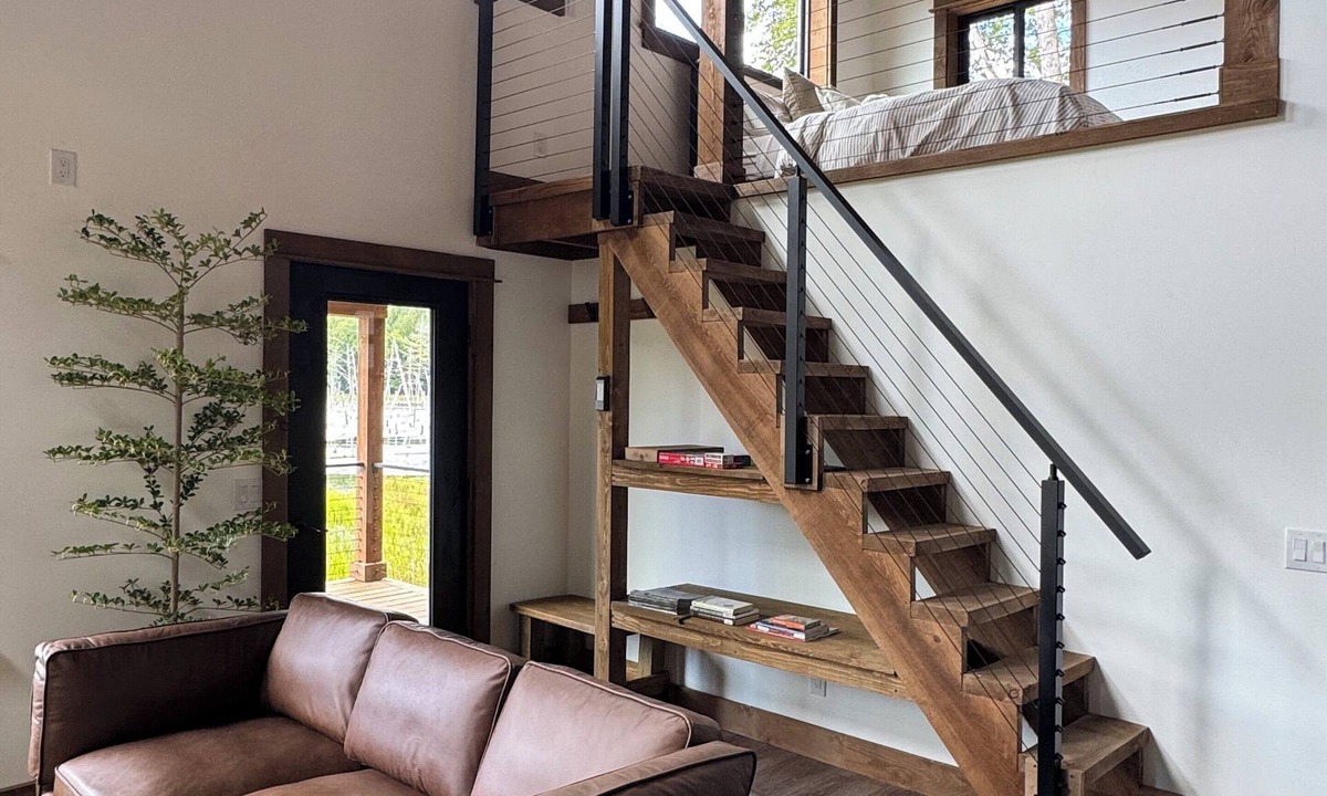Otego Cabin | Hemlock Hideaway – Luxury Cabin - Romantic & Remote Getaway in Upstate, NY