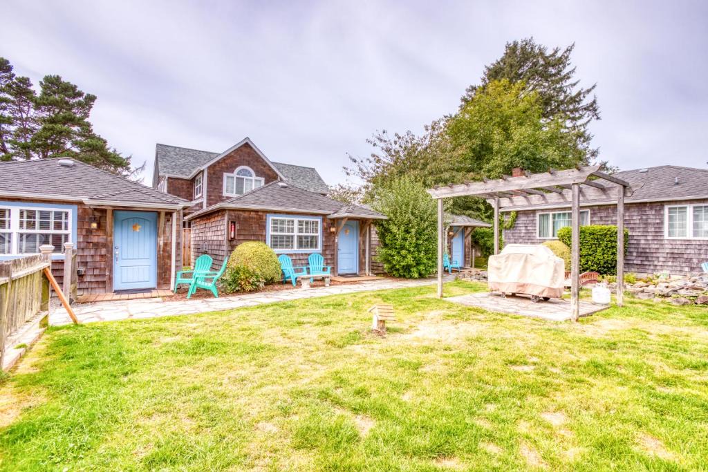Downtown Cannon Beach House | Hidden Villa Cottages (Entire Property, Six Cottages)