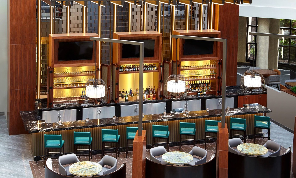 West End Hotel | Hilton Club The District Washington D.C.