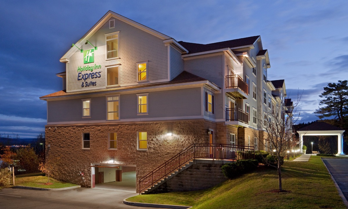 White River Junction Hotel | Holiday Inn Express Hotel & Suites White River Junction, an Ihg Hotel