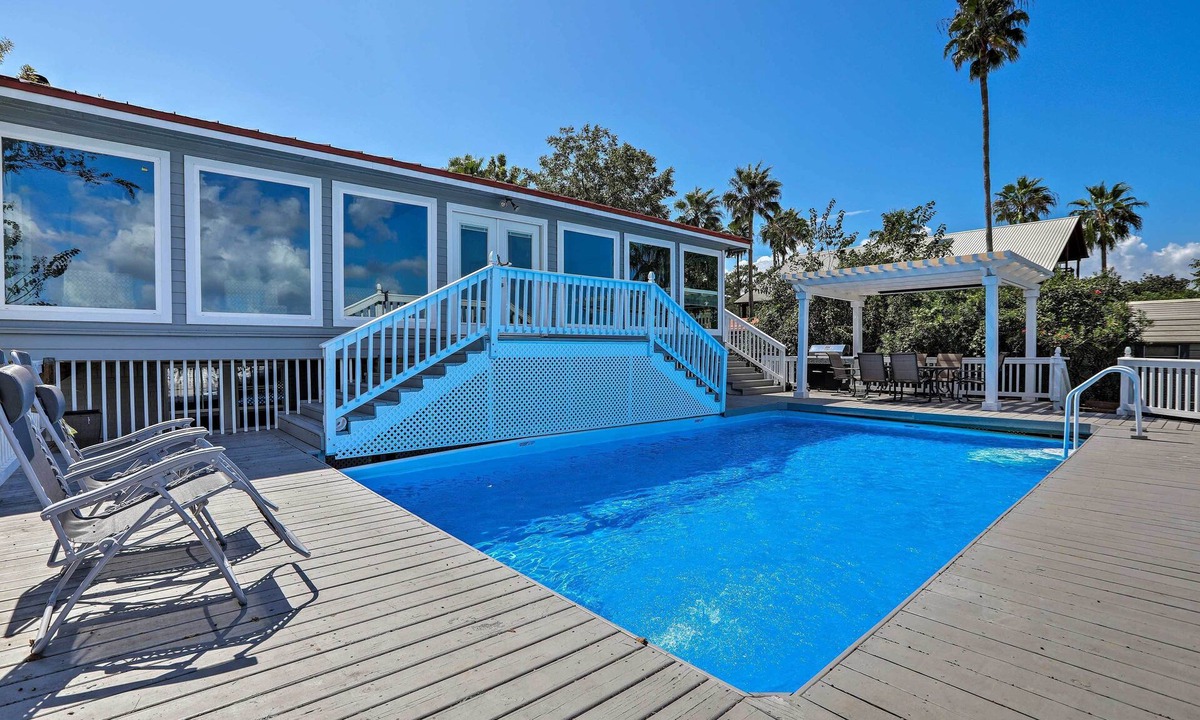 Deck Dock San Jacinto River | Barrett