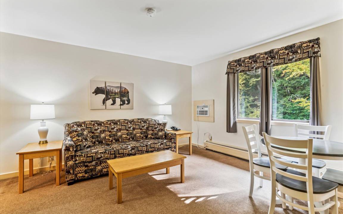 West Bridgewater Hotel | Hotel ∙ 1 bedroom ∙ 6 guests