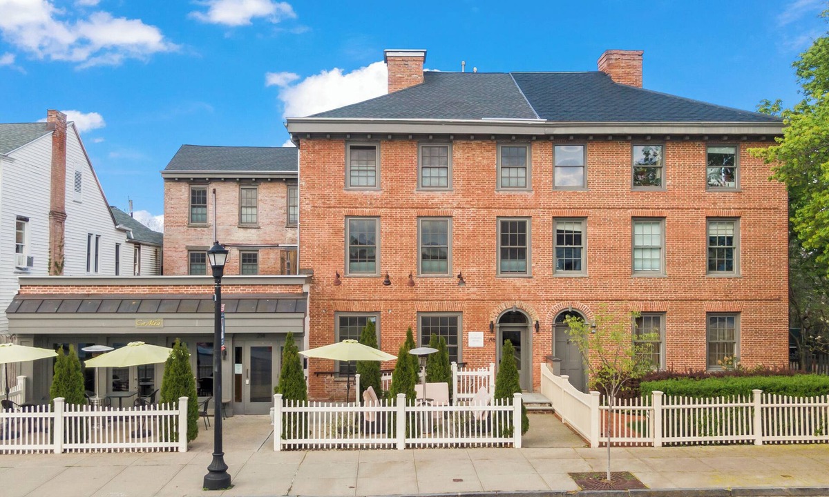 Hudson Hotel | Howard Hotel