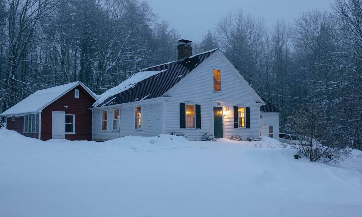 West Townshend House | Knole House: a true Vermont farmhouse escape