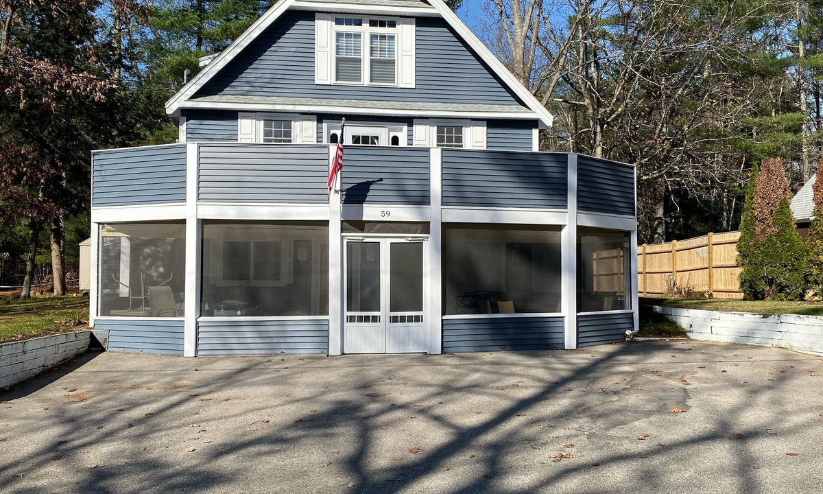 Moultonborough House | Lake Winnipesaukee Home-Weeks/weekends Fall foliage,Winter ski, Summertime fun
