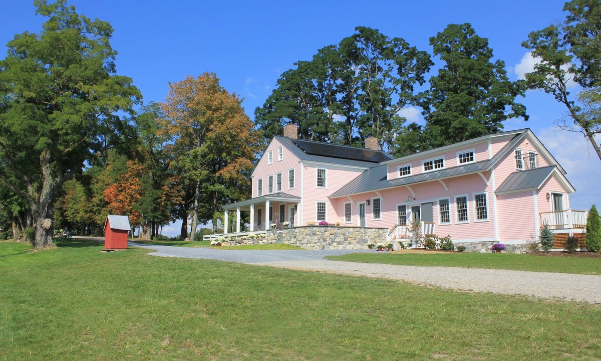 Middlebury - Warren House | Large And Luxurious Farmhouse - Close To Town And College!