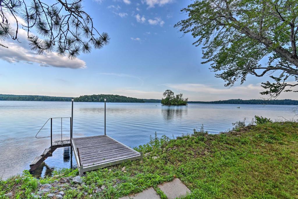 Winthrop House | Life on the Lake with Private Dock and Fire Pit!