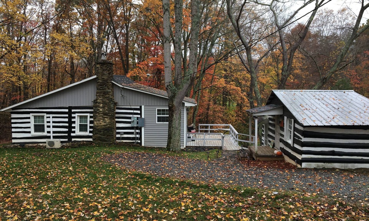 King Cabin | Log House in the Country