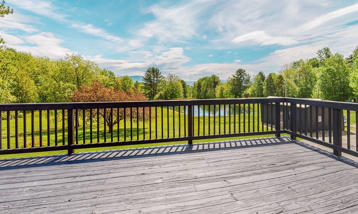 Morrisville House | Lovely mountain home with private swimming pond & washer/dryer - dogs welcome