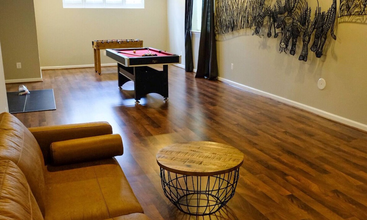 Ashburn House | LUX HOME 5 BD, GIFT CARD, GAME ROOM, and more!