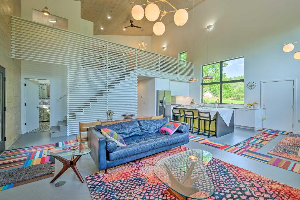 Salem House | Luxe and Modern Home 30 Mi to Saratoga Springs!