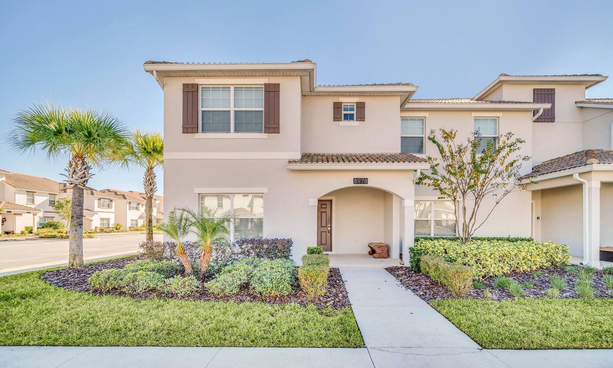 Davenport Villa | Luxury Town Home with Splash Pool-8978SD