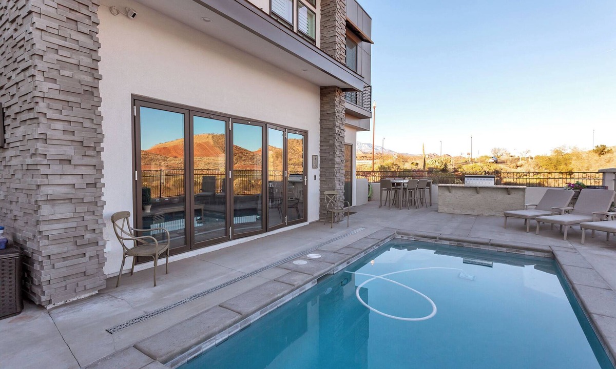 Washington House | Luxury Zion Desert Getaway-Private Pool!