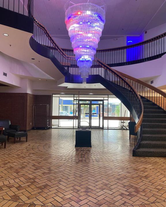 Wheeling Hotel | McLure Hotel