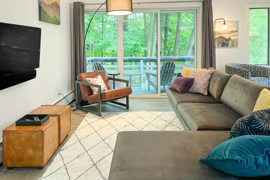 Quechee House | Mill Run 2A - The Birdhouse