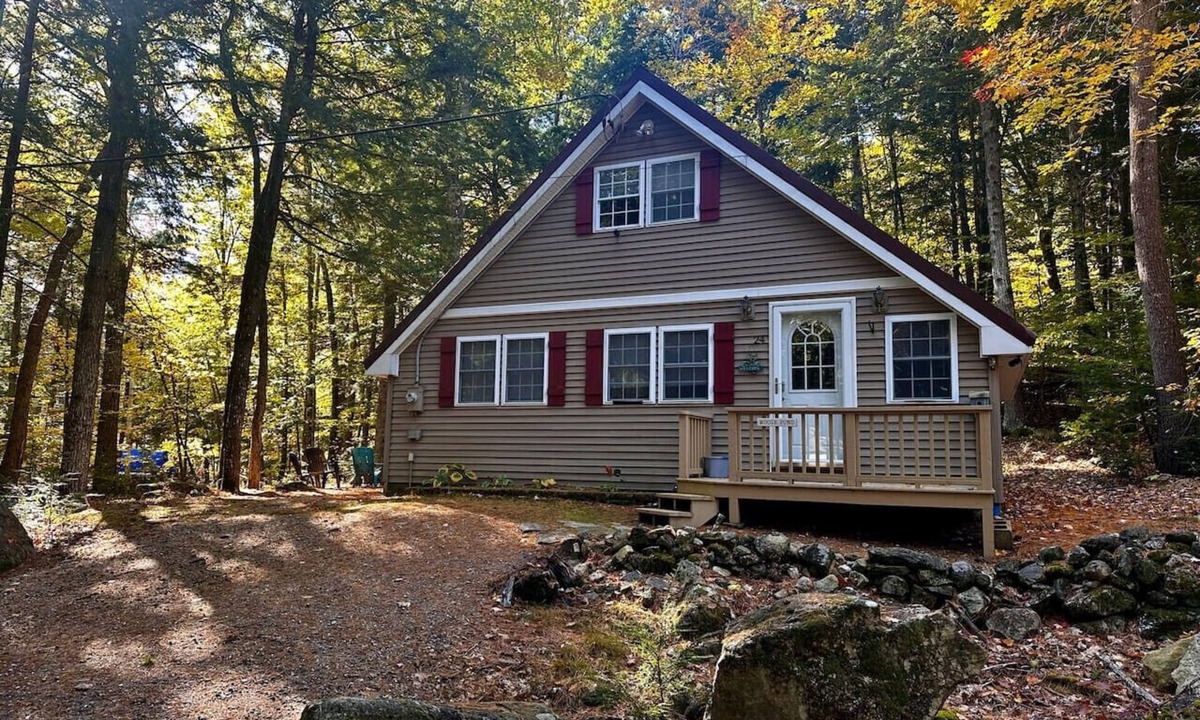 Bridgton House | Moose Pond Camp - Bridgton