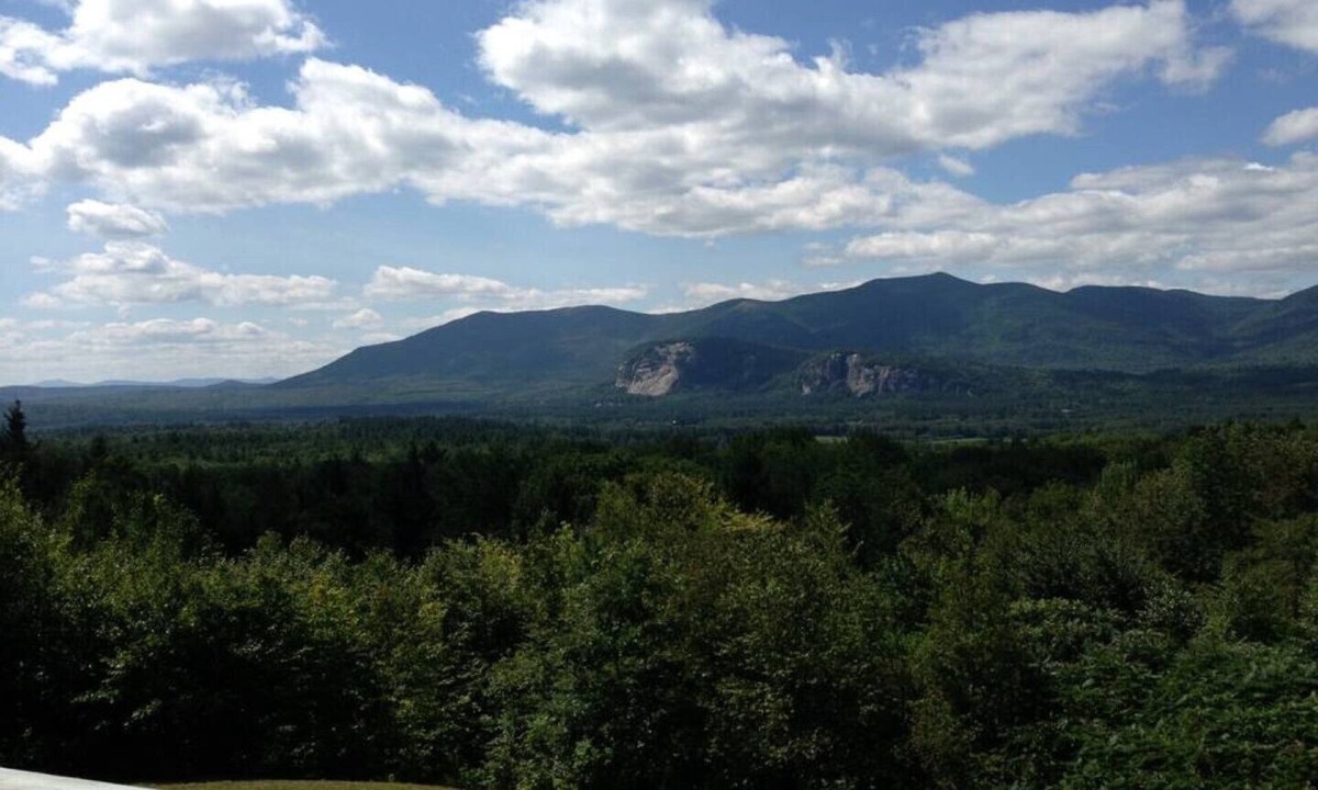 Intervale Condo | Mountain Condo minutes from North Conway