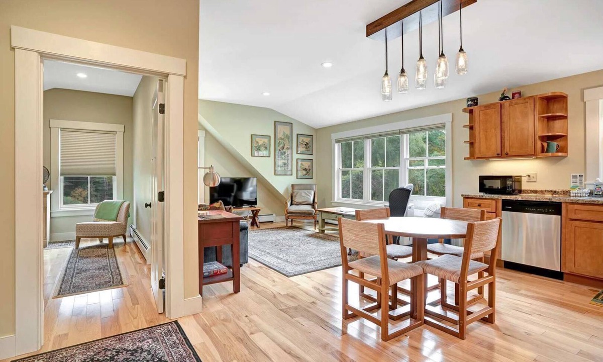 Hartland Apartment | New! Charming 1BR Hideaway - Hartland Hill House