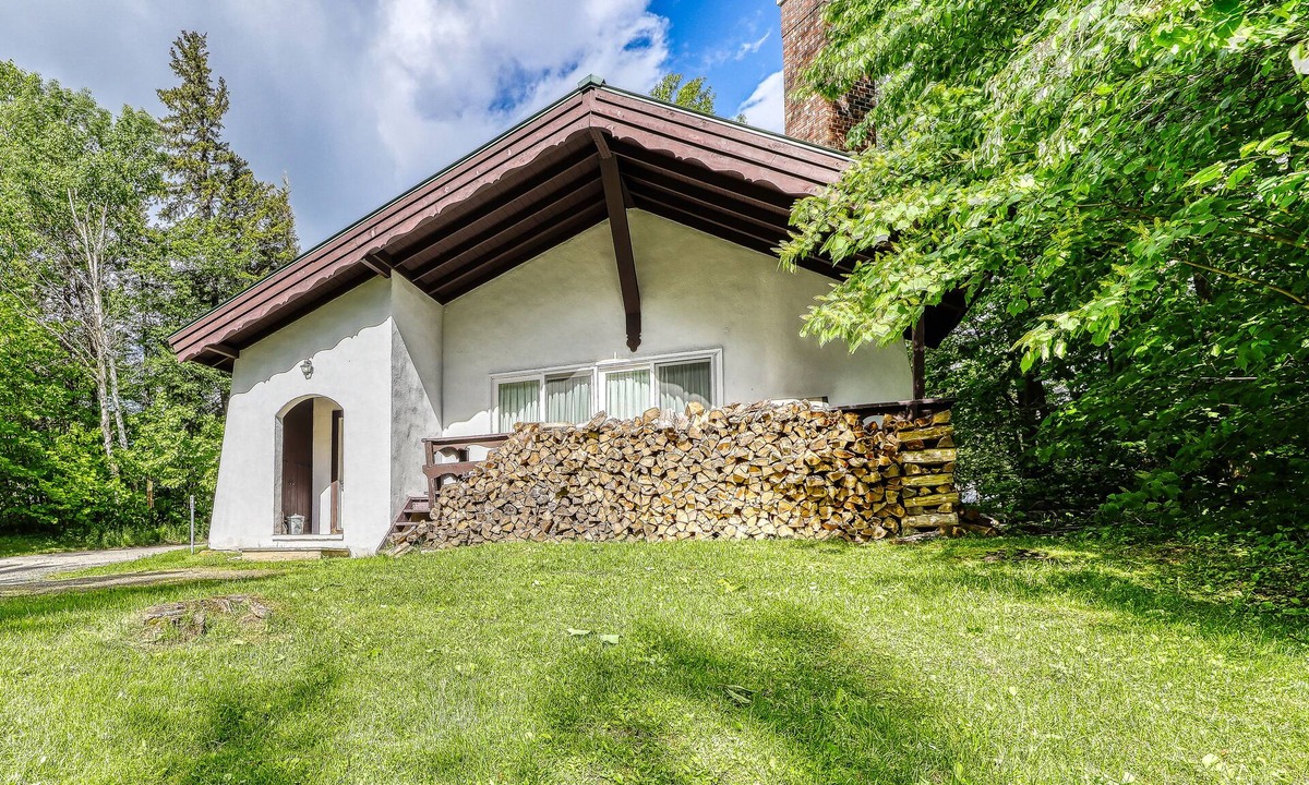 Franconia House | Newly remodeled charming dog-friendly home near Cannon Mountain Ski Area