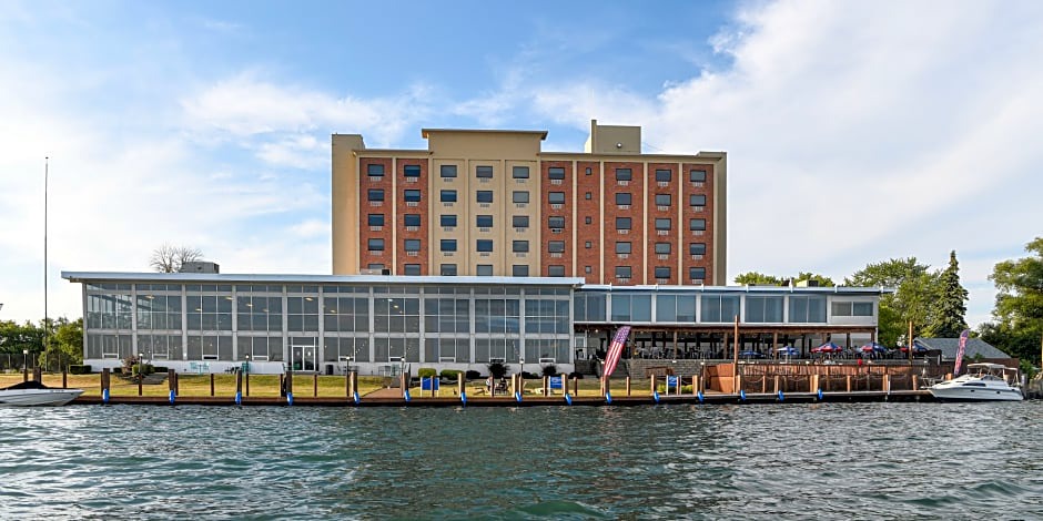 Niagara Falls Hotel | Niagara Riverside Resort, BW Premier Collection