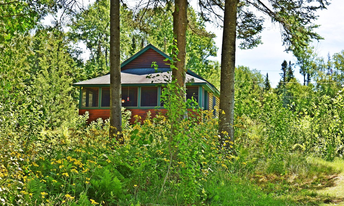 Rangeley Plantation House | Niboban Cabin 2 - Cute Niboban Cabin on Rangeley Lake!