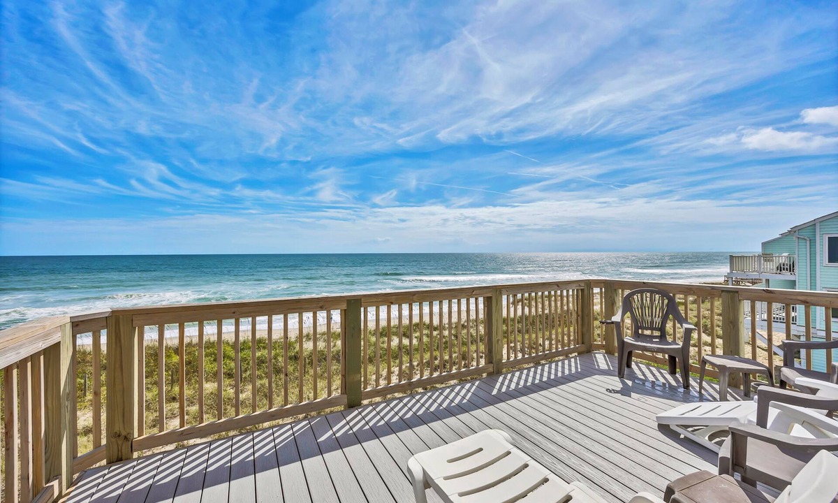 Kure Beach Condo | Ocean Dunes 104 – Spacious oceanfront condo at Ocean Dunes in Kure Beach