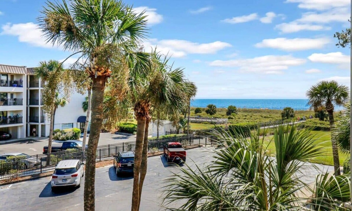 Hilton Head Island Villa | Oceanside Paradise Seaside Villa Balcony Views