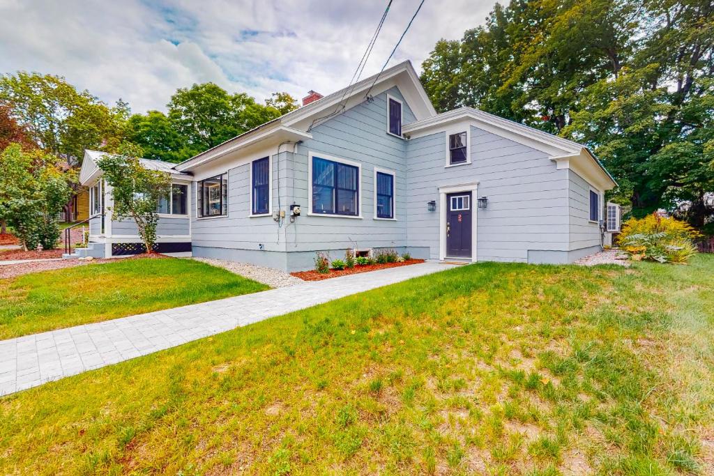 Bethel House | Our Home on a Hill