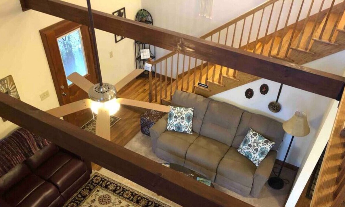 Vesta Cottage | Overlook Cottage at the Parkway by Buffalo Mtn Gtw