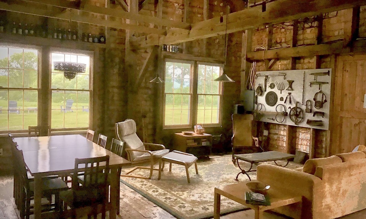 Addison House | Post-and-Beam Barn with Lake Access