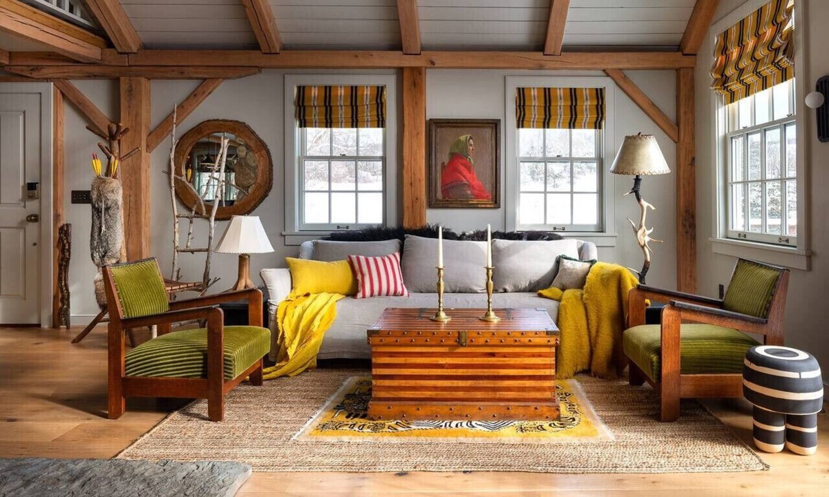 Pine Plains House | Post & Beam Stunningly Designed Luxury Home w/Pool & Hot Tub