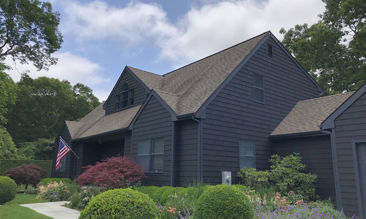 East Hampton North House | private home near the water, near the market areas. Our home is very spacious.