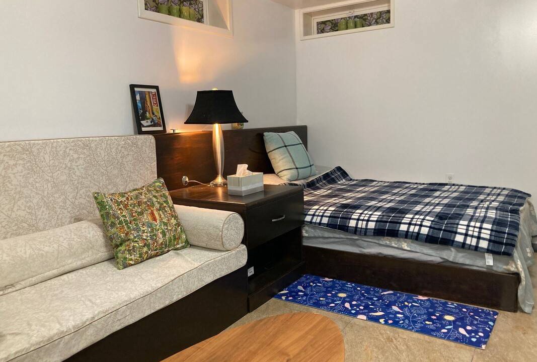 Manhasset Resort | Private room ∙ 5 guests