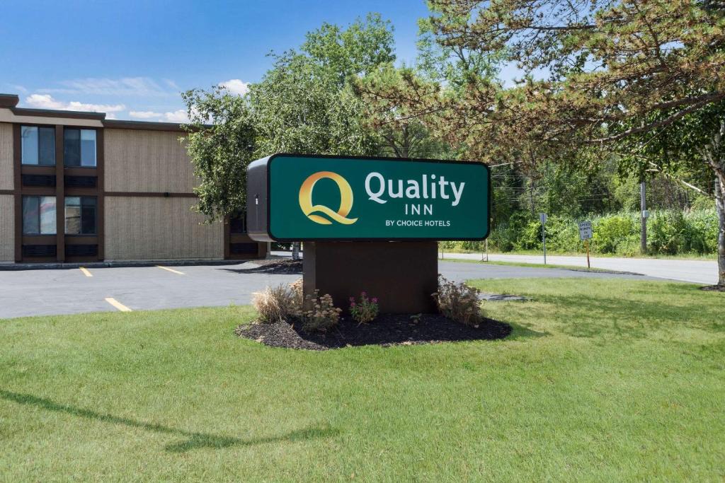 Colonie Hotel | Quality Inn Albany Colonie