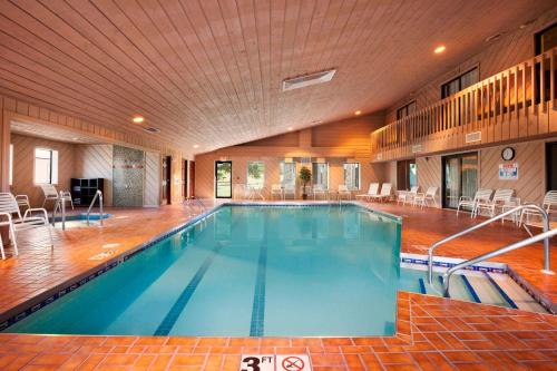 Ramada | Lake Delton
