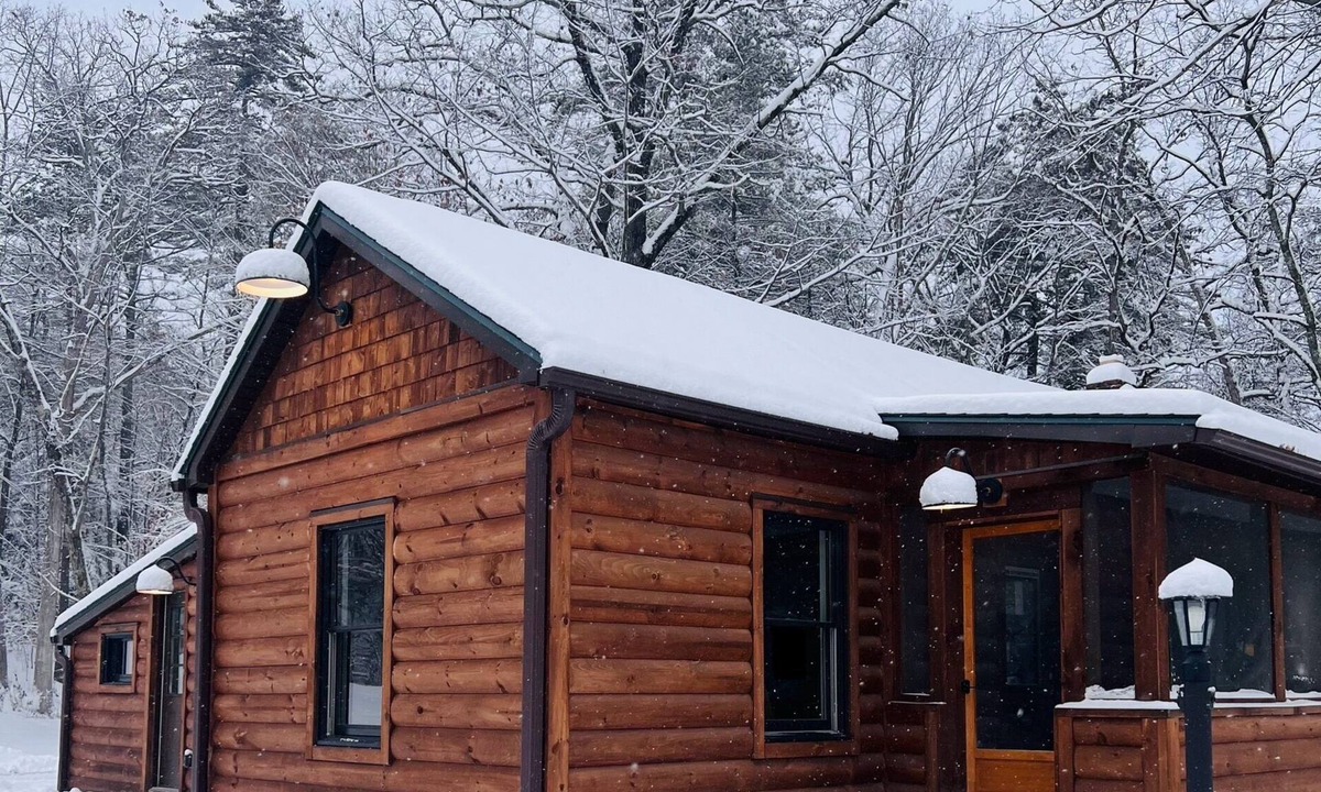 Lake George Cabin | Red Oak Cabin: Our cozy cabin is tucked away but still close to any adventure!