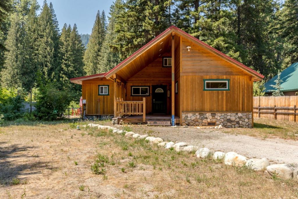 Leavenworth House | Rivers Edge