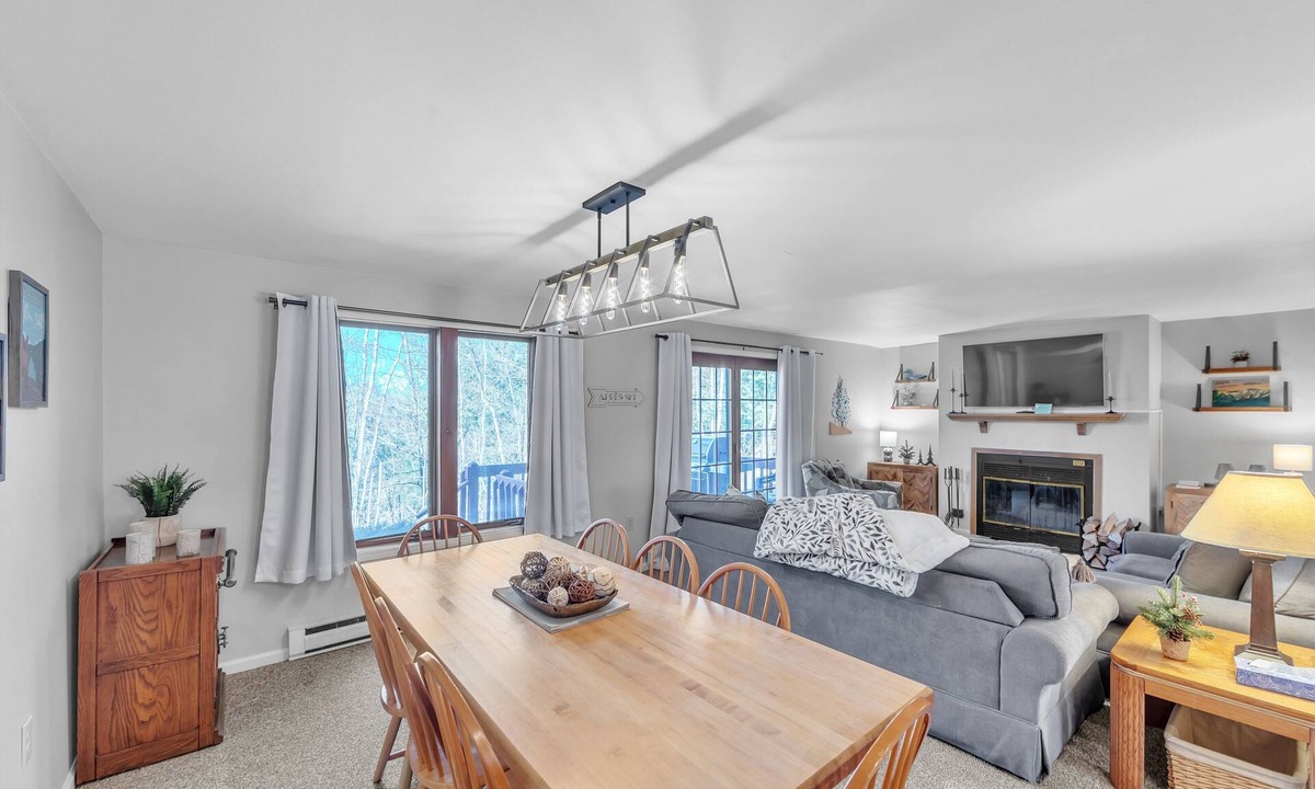 North Creek House | Rumor 39o - Upgraded Townhome With Woodsy Views 3 Bedroom Townhouse