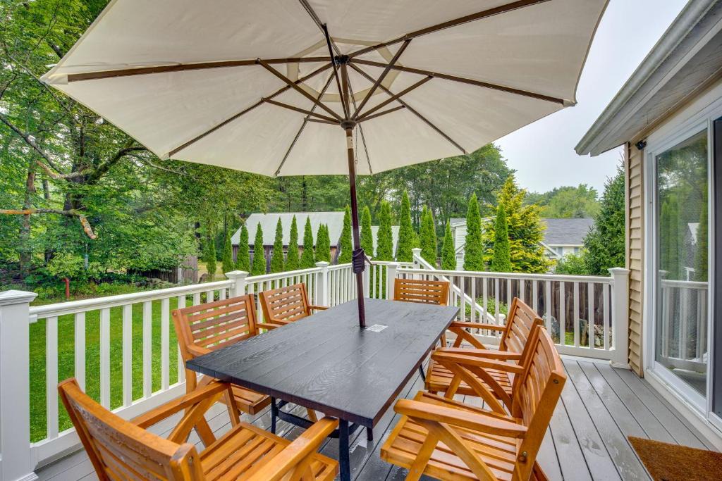 Rye House | Rye Coastal Retreat with Deck and Outdoor Dining