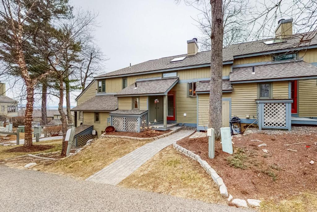 Gilford Apartment | Samoset Charmer
