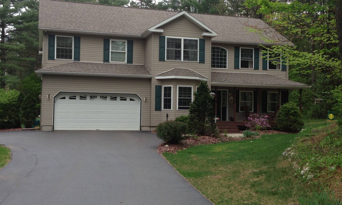 Gansevoort House | Saratoga Springs Track Rental, SPAC, Belmont @ Saratoga!, ADK Balloon Festival