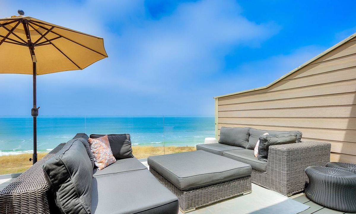 Encinitas Condo | Seabluffe Ocean Spray