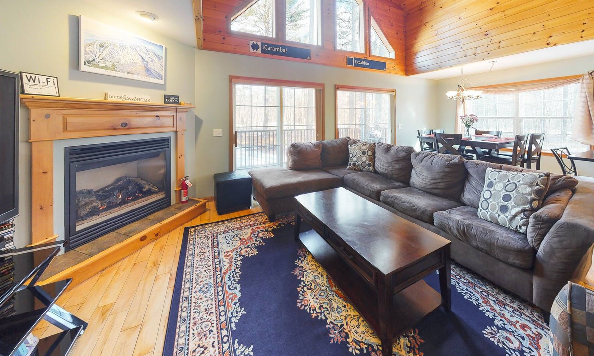 Sunday River Area House | Secluded chalet with upscale interior & jetted tub - near Sunday River Resort