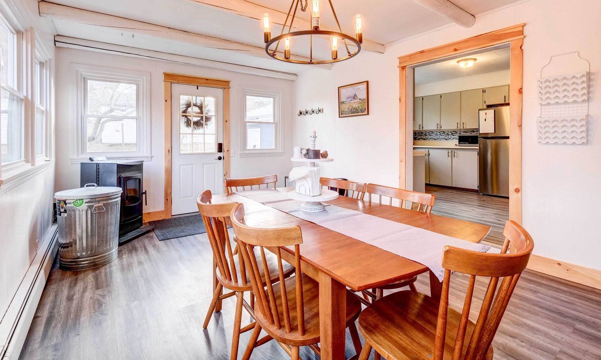 Farmington House | Serene Family Sanctuary w/ Fire Pit & Yard!